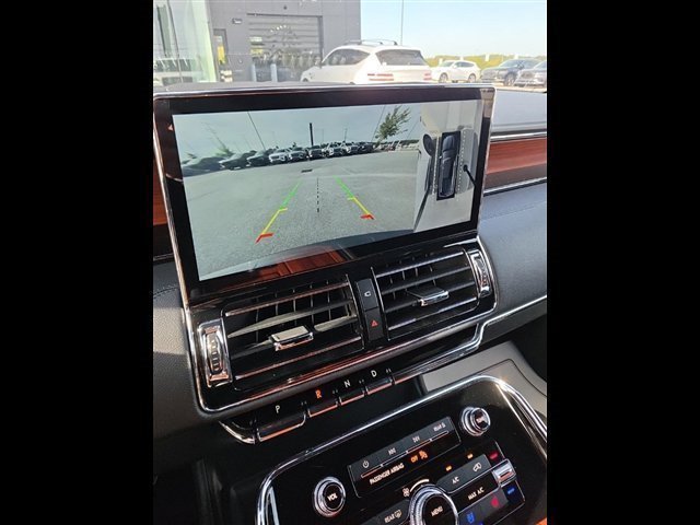 Used 2024 Lincoln Navigator L Reserve AWD/4WD image 21