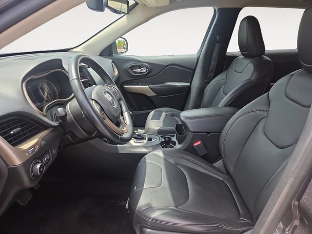 Used 2018 Jeep Cherokee Limited AWD/4WD image 9