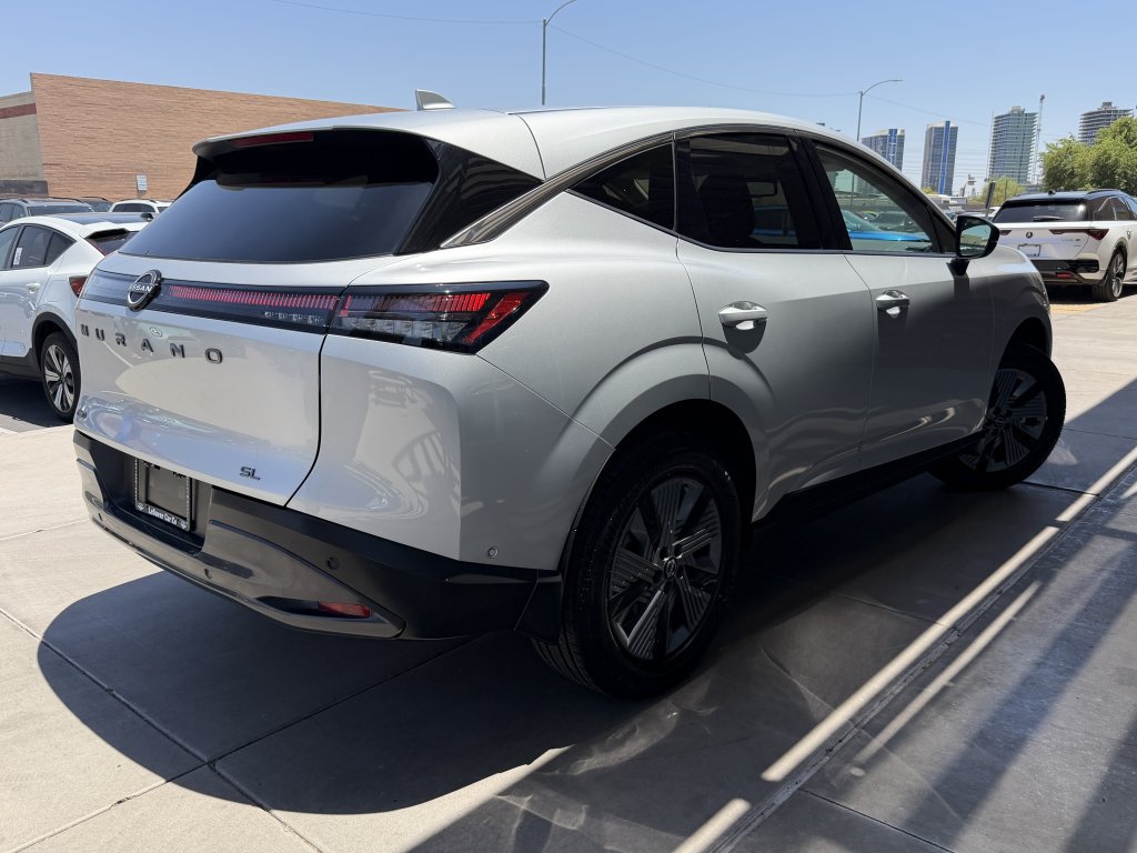 Used 2025 Nissan Murano SL AWD/4WD image 4