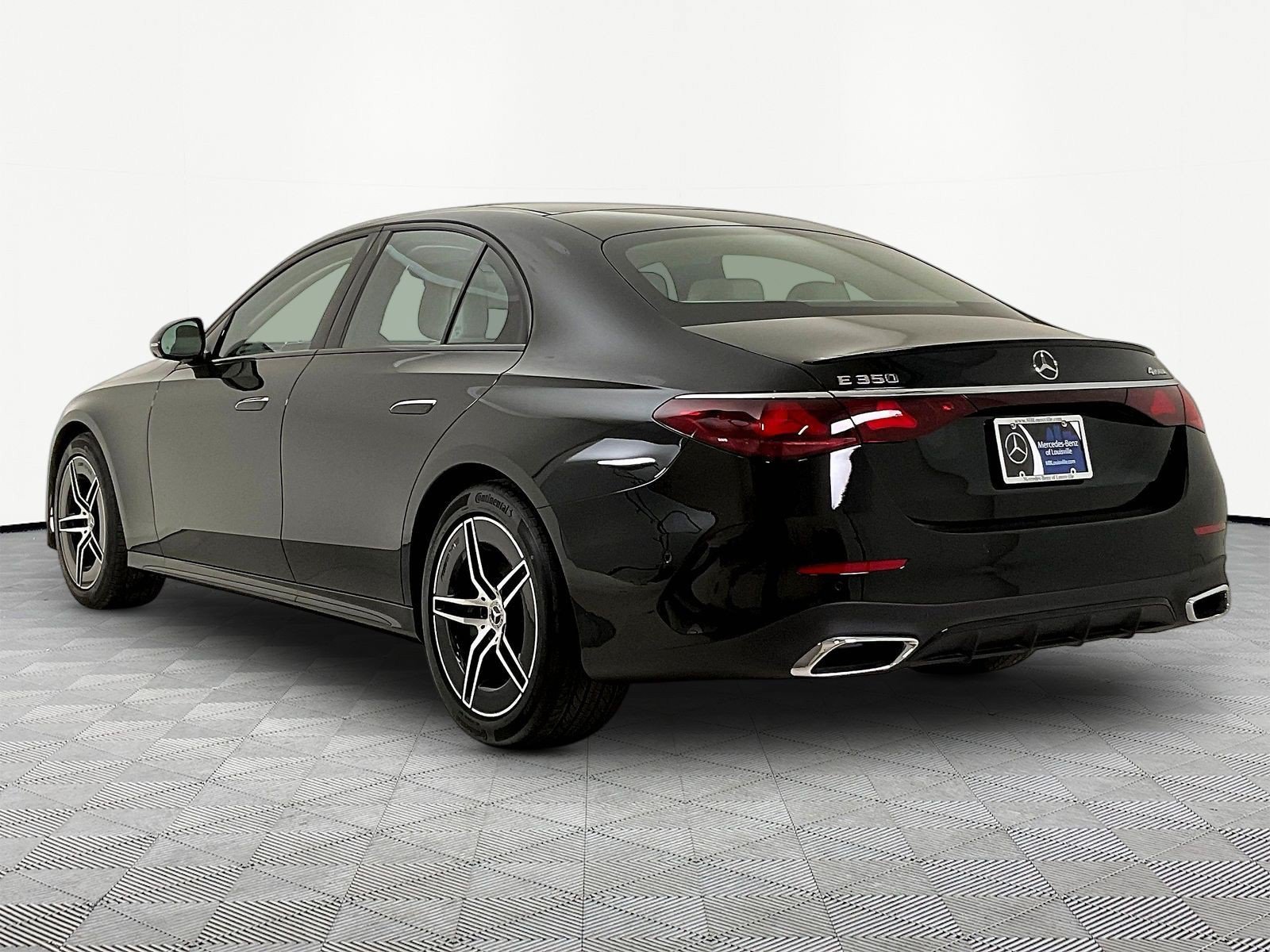 New 2026 Mercedes-Benz E 350 4MATIC Sedan image 4