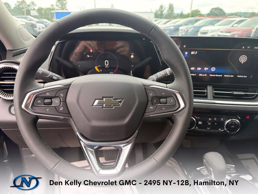 New 2026 Chevrolet Trax ACTIV FWD image 3