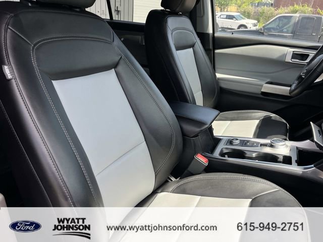 Used 2023 Ford Explorer XLT w/ Equipment Group 202A image 26