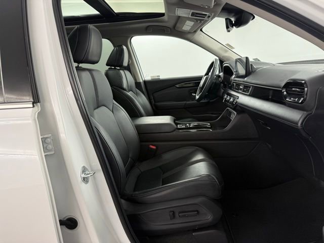 Used 2024 Honda Pilot Touring image 34
