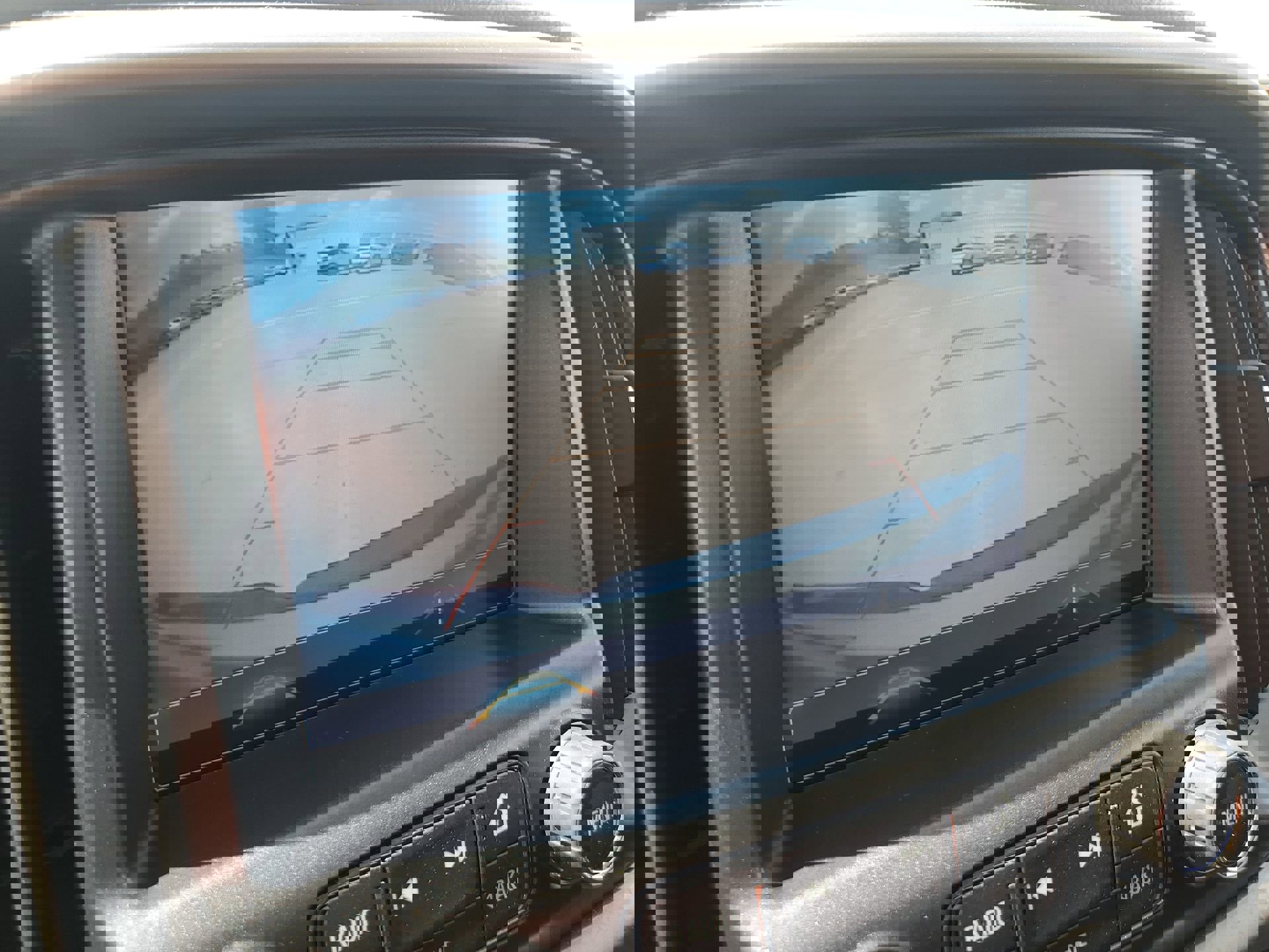 Used 2018 Chevrolet Colorado Z71 AWD/4WD image 23