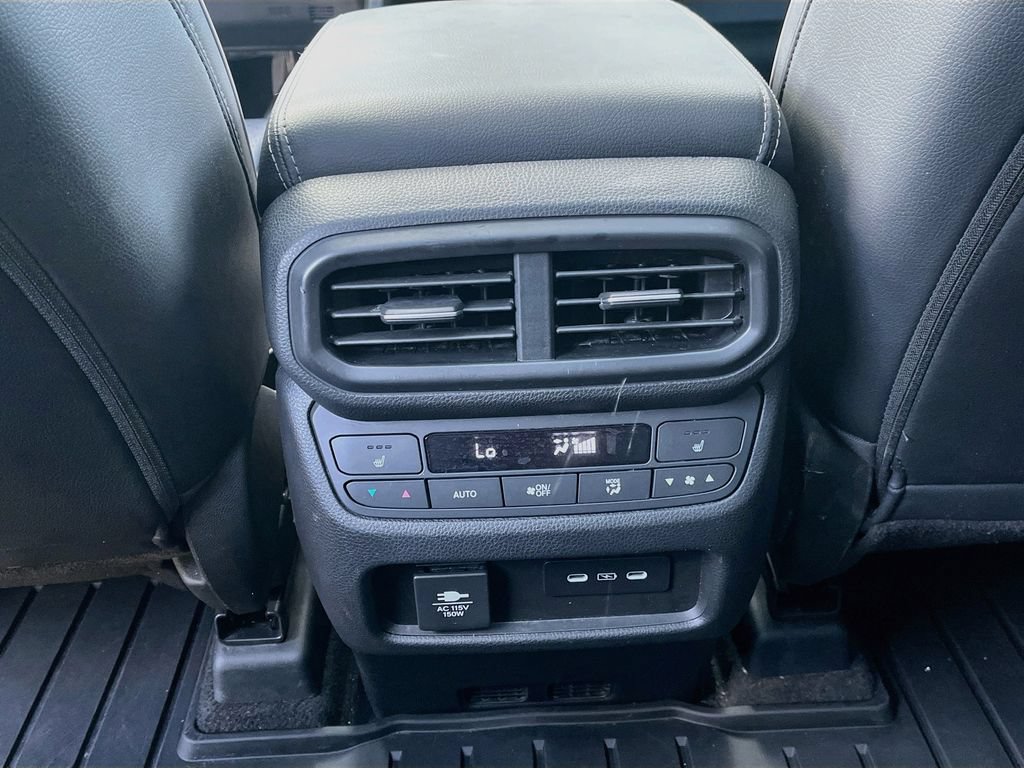 Used 2024 Honda Pilot Elite image 27