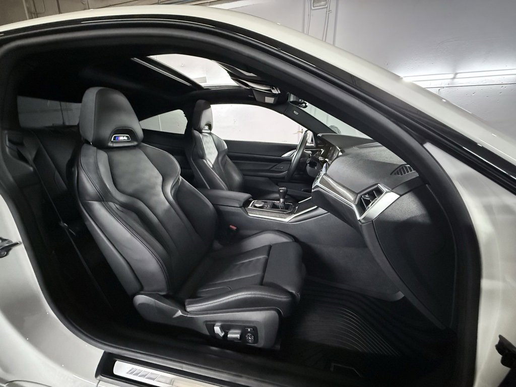 Used 2022 BMW M4 Coupe w/ Executive Package image 25