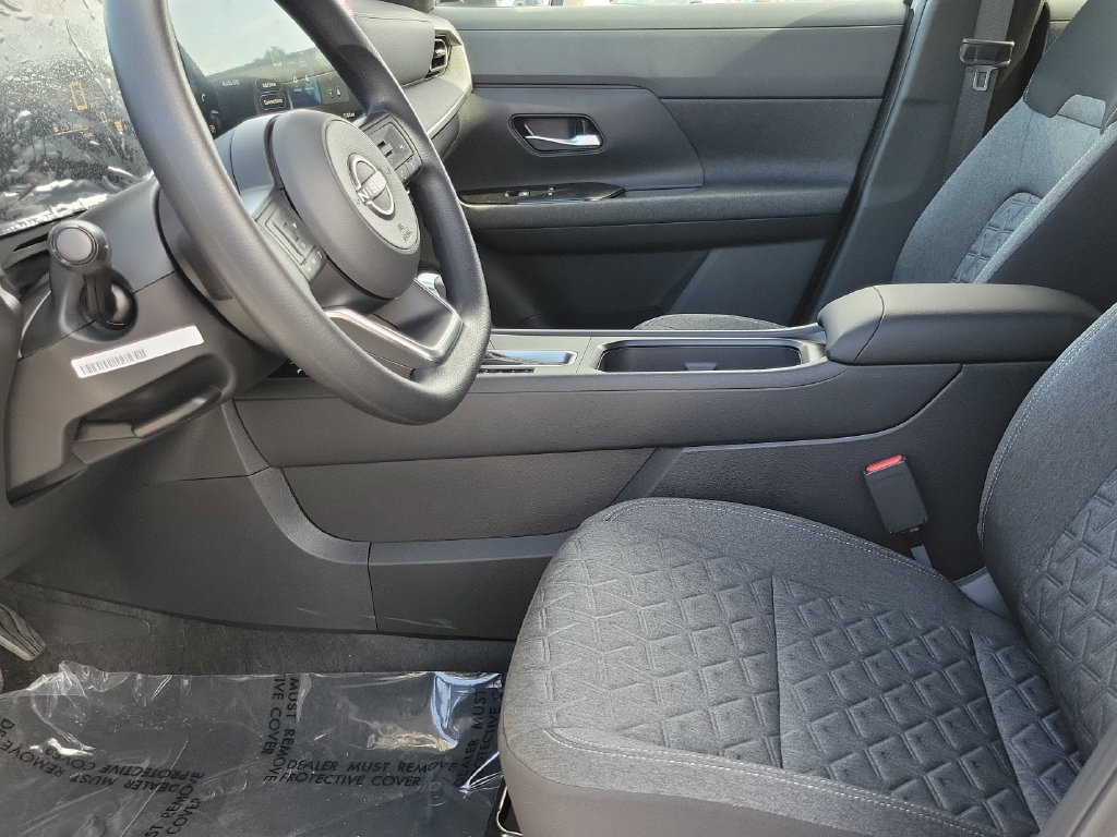 New 2026 Nissan Kicks SV w/ SV Premium Package FWD image 17