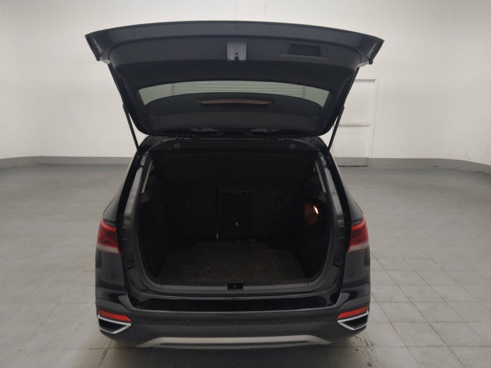Used 2022 Volkswagen Taos SE FWD image 29