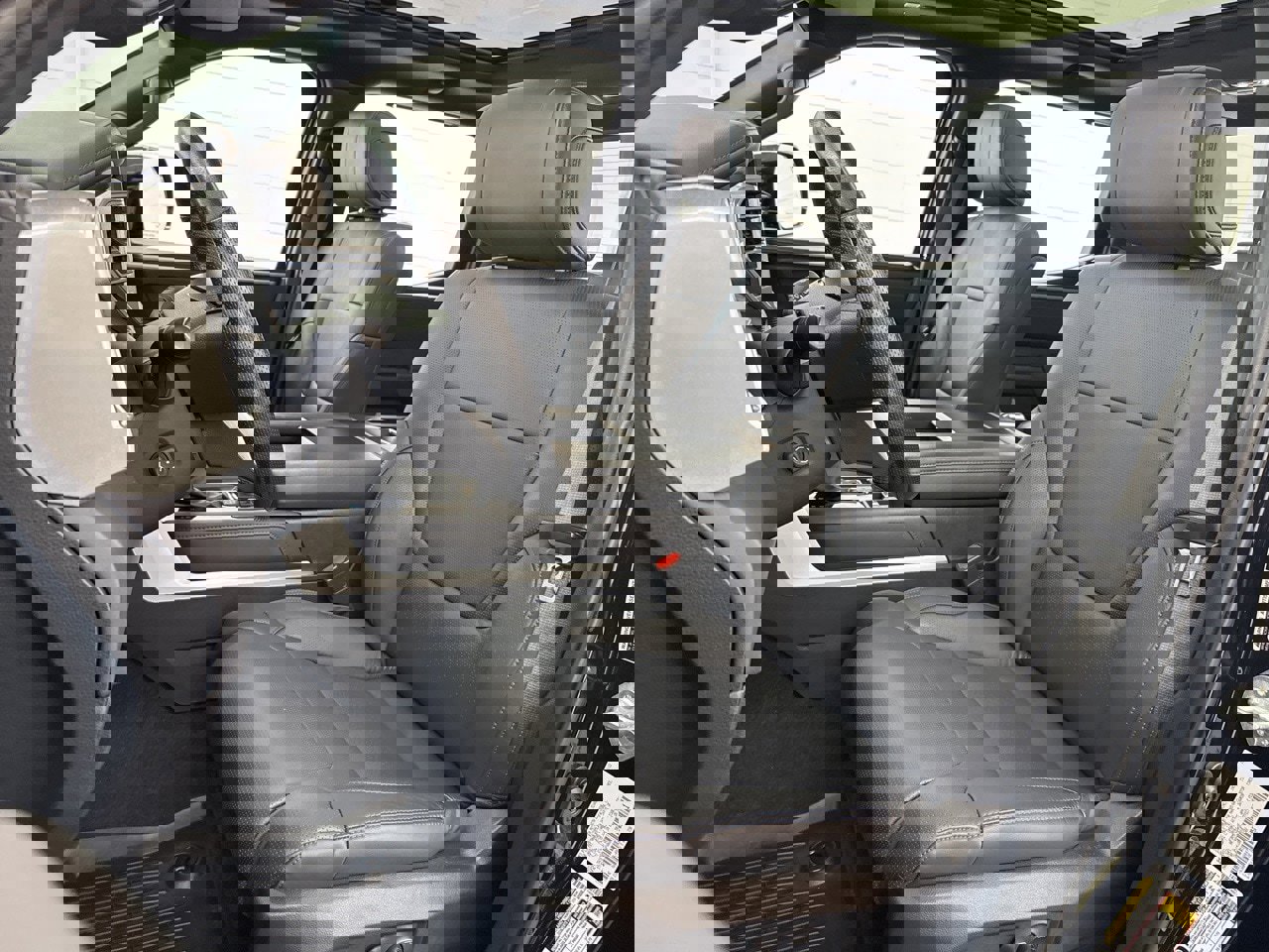 Used 2023 Toyota Tundra Platinum image 17