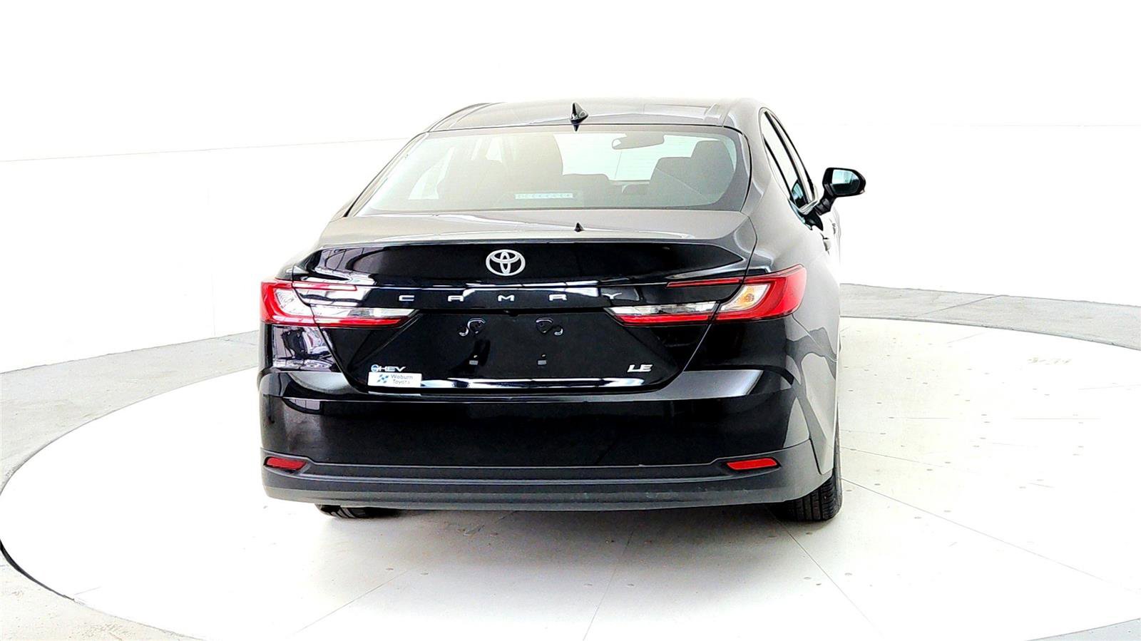 Certified 2025 Toyota Camry LE image 5