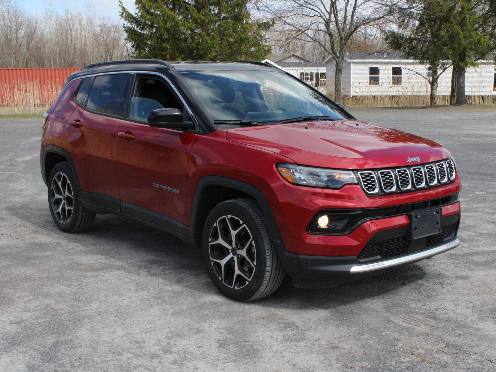 Used 2025 Jeep Compass Limited AWD/4WD image 3