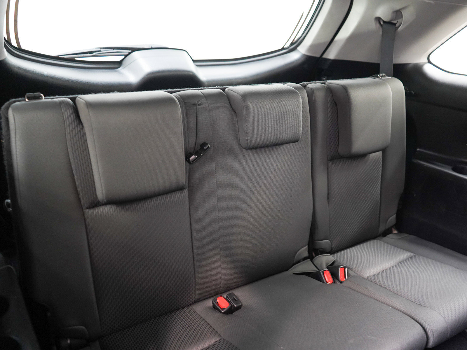 Used 2017 Toyota Highlander LE AWD/4WD image 13
