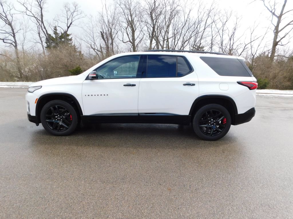 Used 2023 Chevrolet Traverse Premier w/ Redline Edition image 6