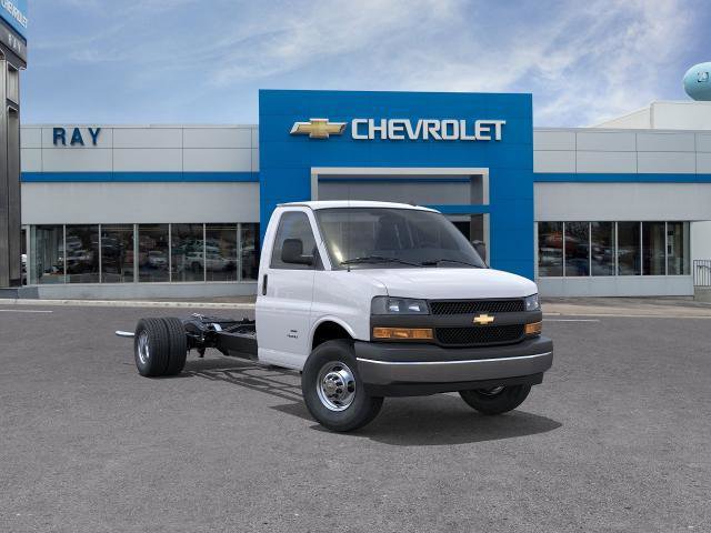 New 2026 Chevrolet Express 3500 w/ Power Convenience Package
