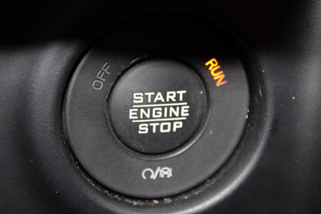 Used 2023 Jeep Gladiator Rubicon AWD/4WD image 37
