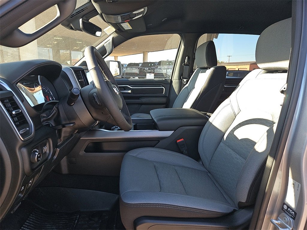 New 2026 RAM 1500 4x4 Crew Cab image 15