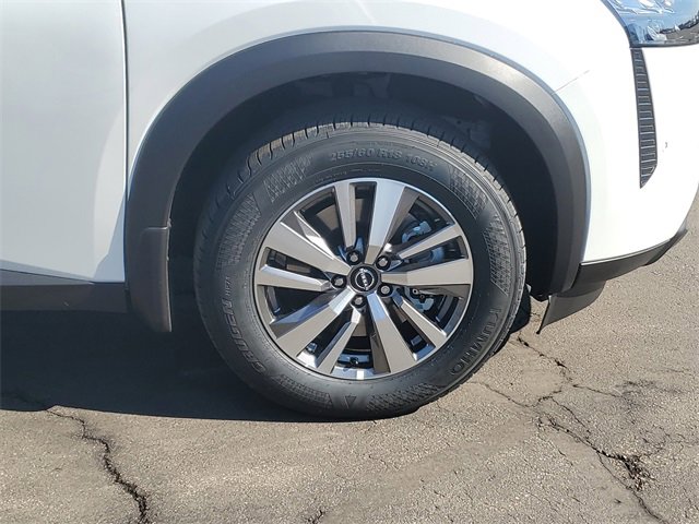 New 2026 Nissan Pathfinder SL image 9