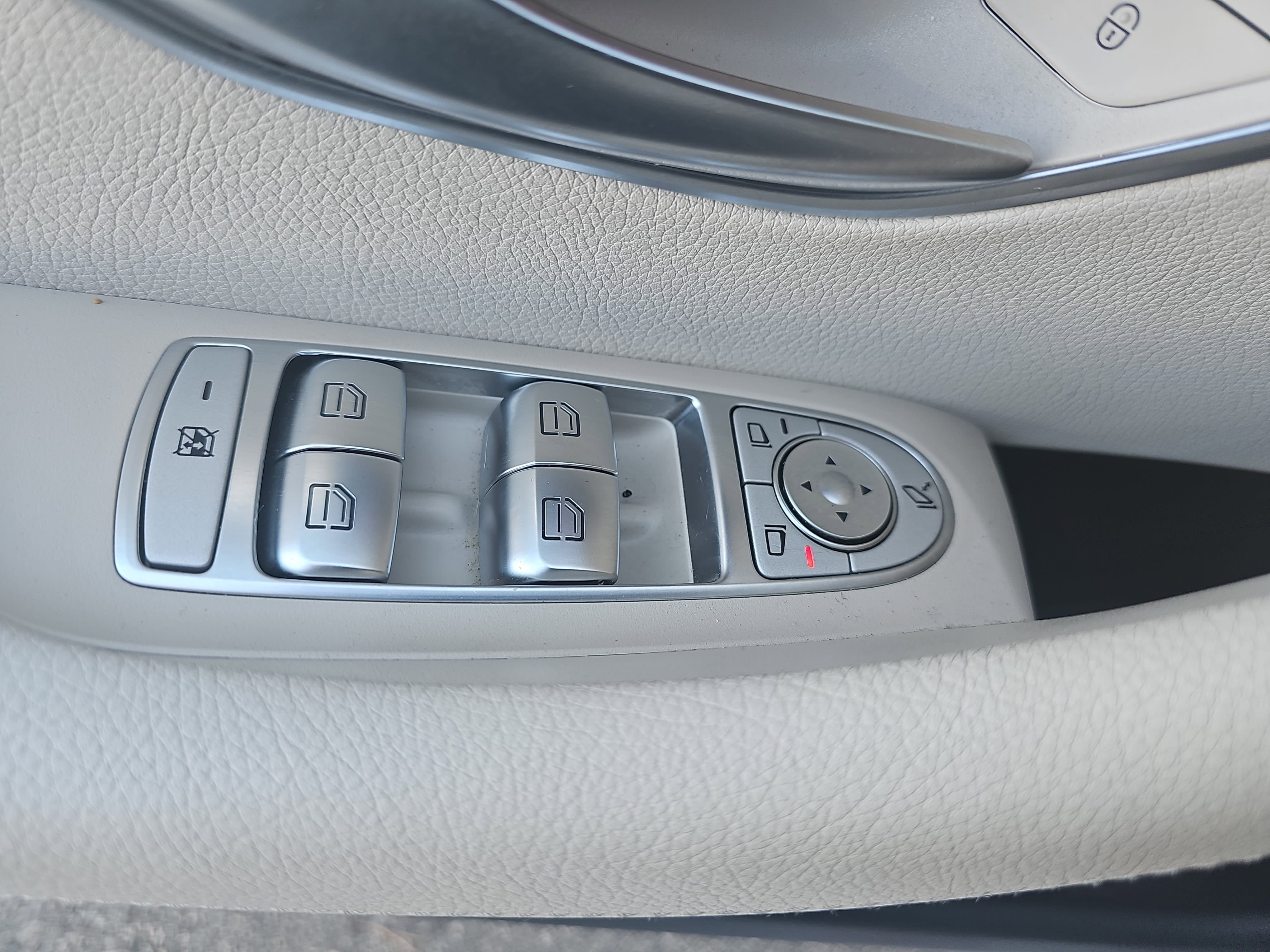 Certified 2022 Mercedes-Benz E 450 4MATIC Sedan image 29