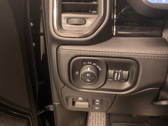 New 2026 RAM 1500 Limited AWD/4WD image 19