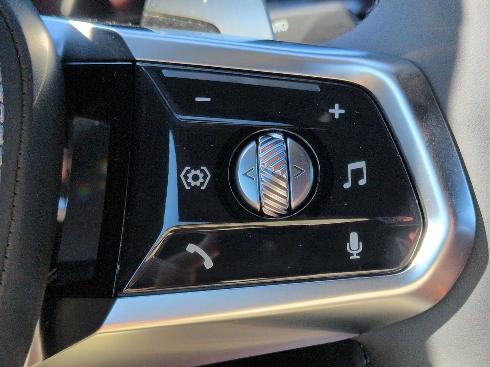 New 2026 BMW 740i xDrive AWD/4WD image 27