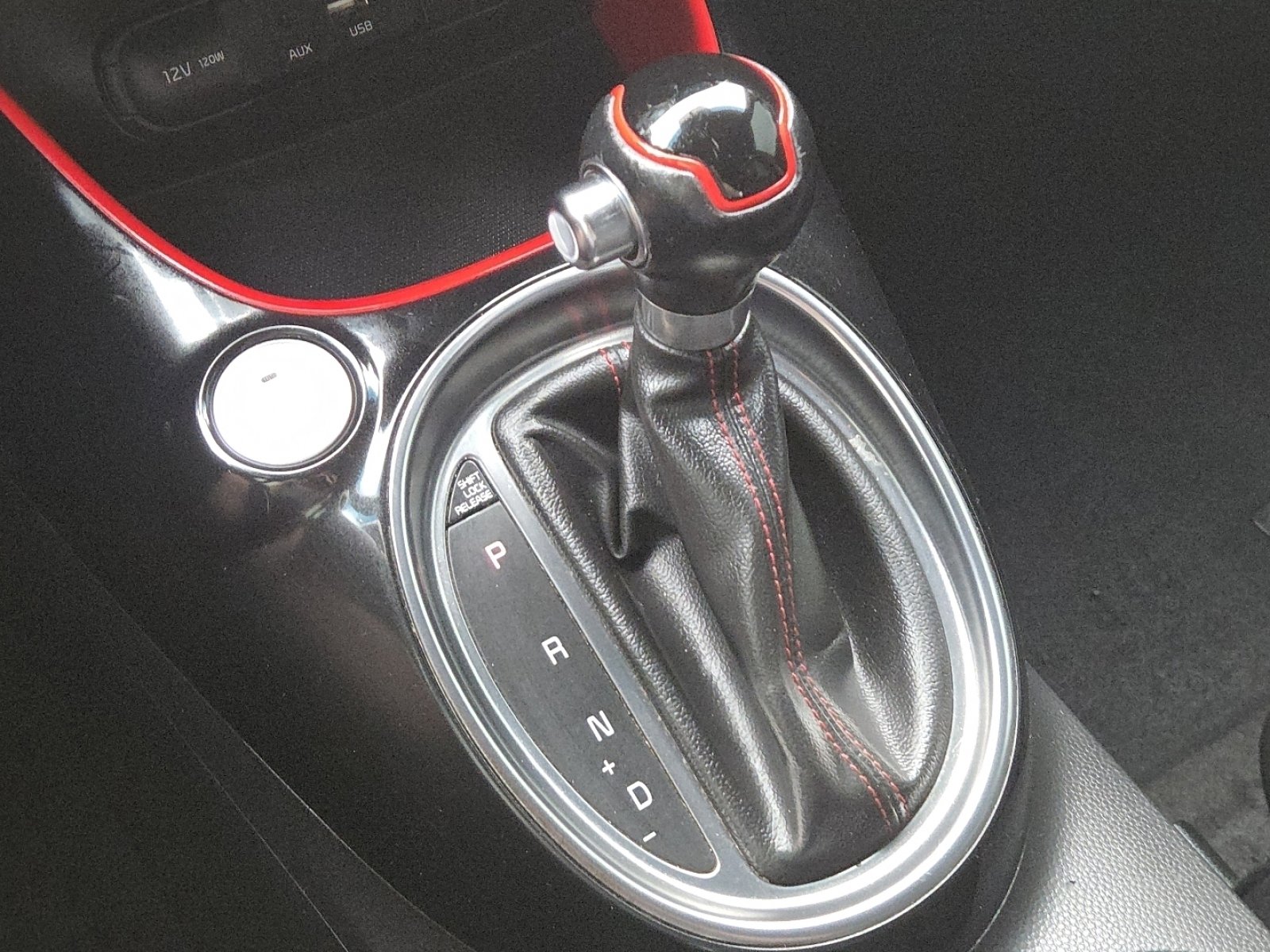 Used 2019 Kia Soul + FWD image 29