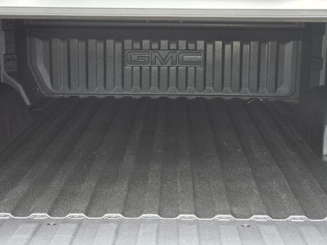 Used 2026 GMC Sierra 1500 Elevation w/ Elevation Select Package AWD/4WD image 9