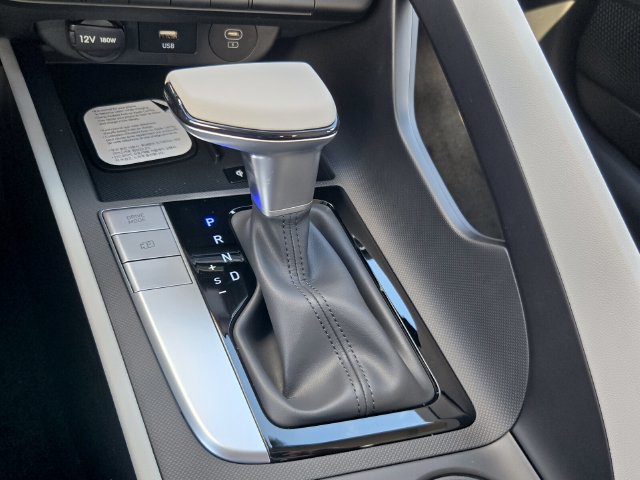 New 2026 Hyundai Elantra SEL Sport FWD image 11