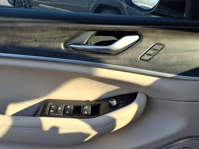 New 2026 Jeep Grand Cherokee L Limited w/ Limited Altitude Package image 13