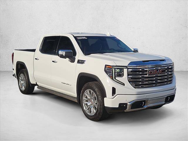 Used 2023 GMC Sierra 1500 Denali AWD/4WD image 3