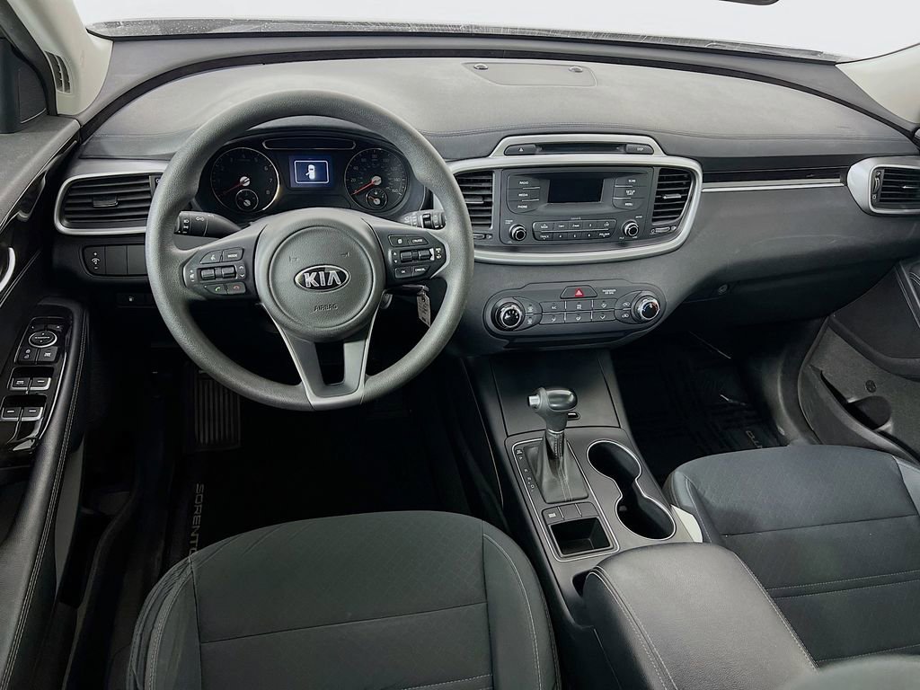 Used 2017 Kia Sorento L image 18