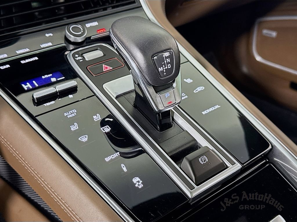 Used 2022 Porsche Panamera 4 Platinum Edition image 21
