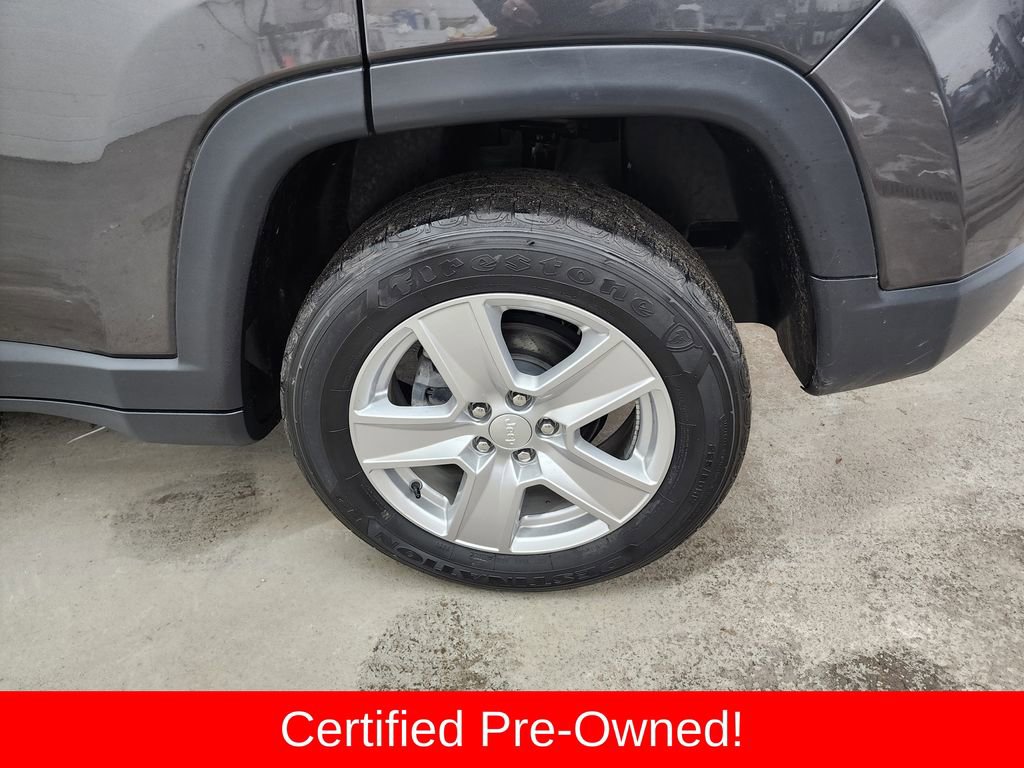 Certified 2022 Jeep Compass Latitude w/ Sun and Sound Group image 43