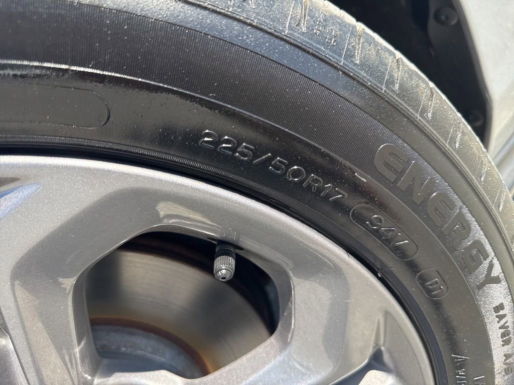 Used 2024 Honda Accord EX image 31