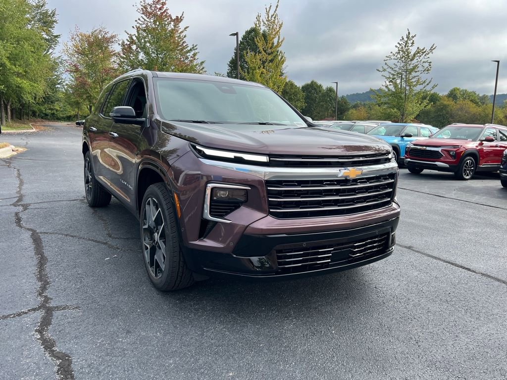 New 2026 Chevrolet Traverse High Country w/ LPO, Floor Liner Package image 1