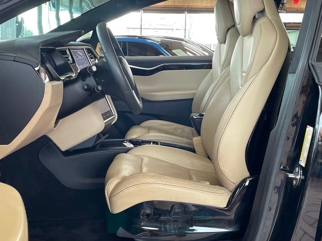 Used 2016 Tesla Model X 90D AWD/4WD image 11