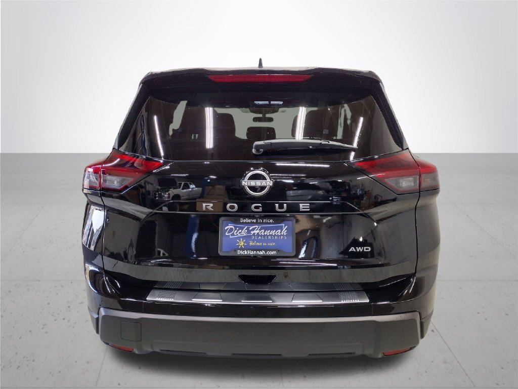 Used 2026 Nissan Rogue SV w/ Cold Weather Package AWD/4WD image 13