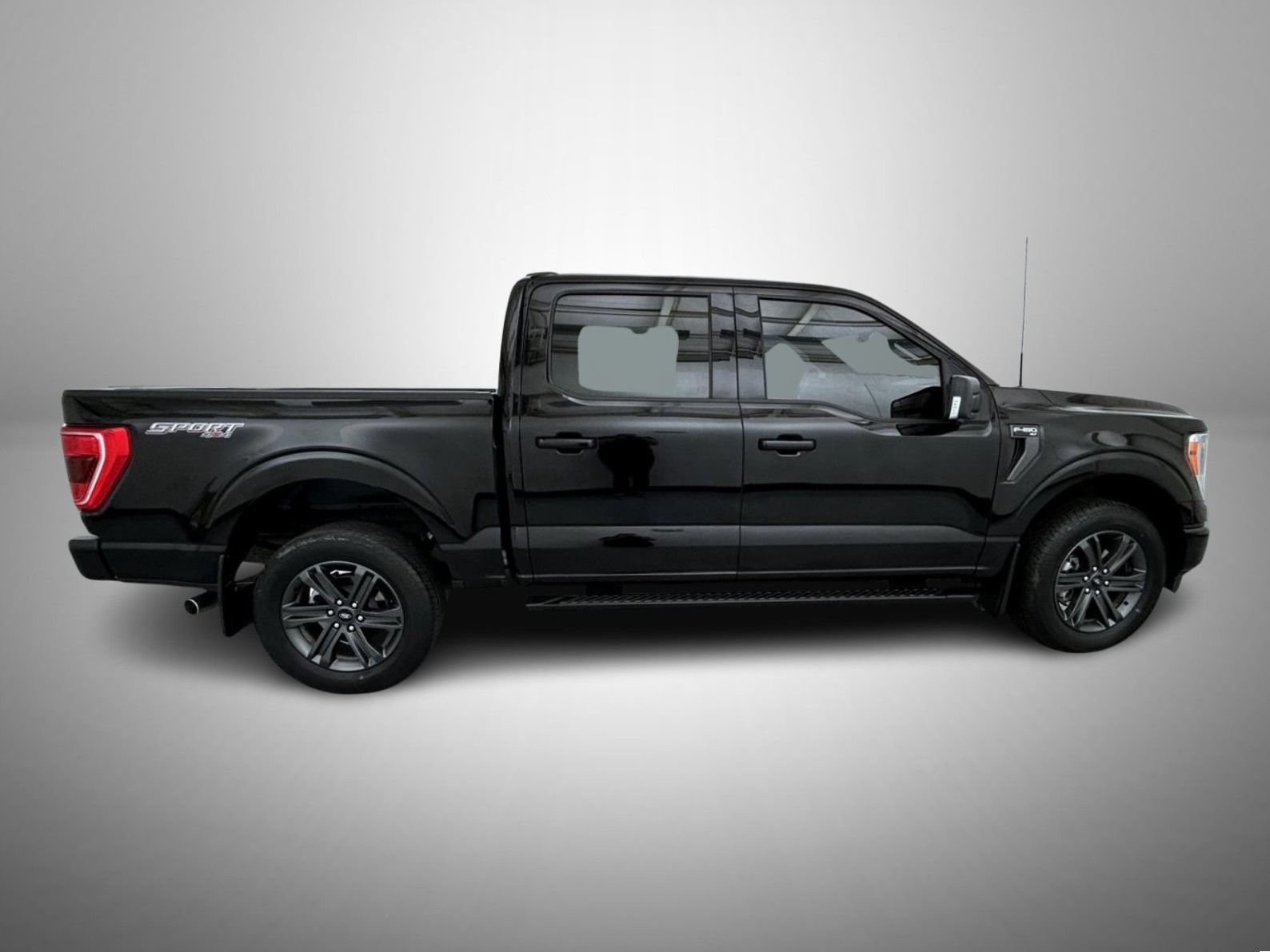Used 2023 Ford F150 XLT w/ Equipment Group 302A High AWD/4WD image 4