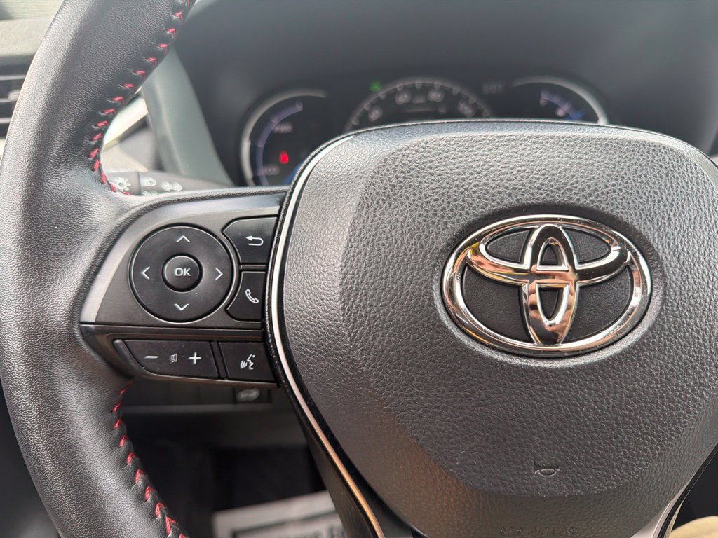 Used 2025 Toyota RAV4 SE AWD/4WD image 23