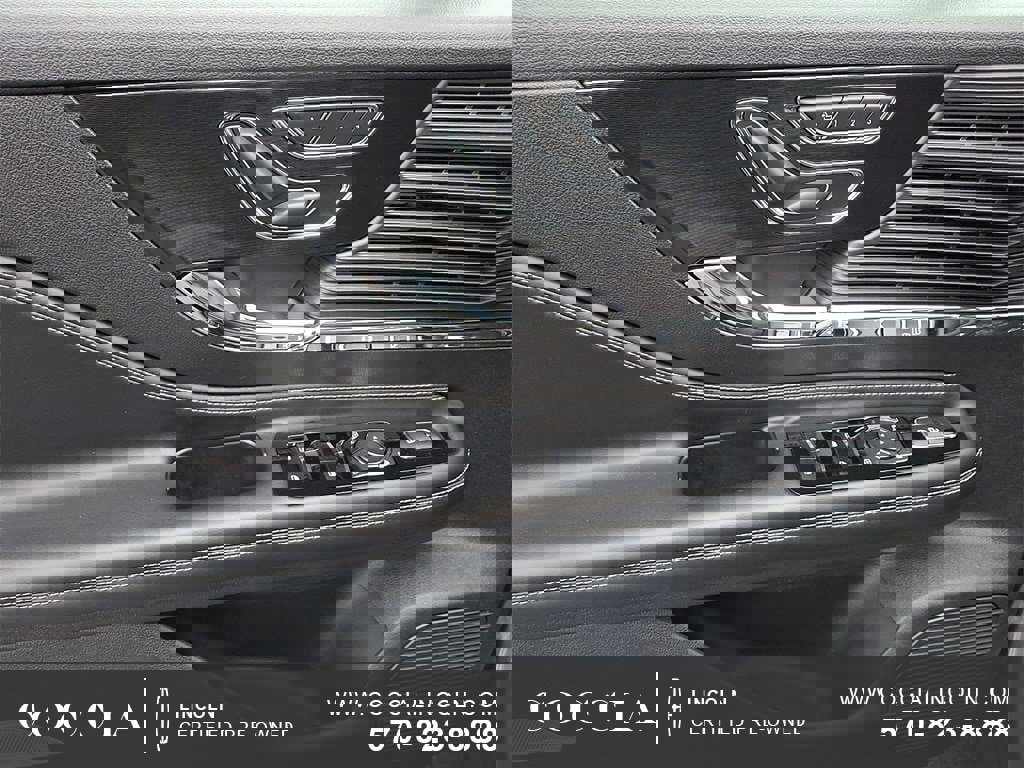 Certified 2022 Lincoln Corsair Reserve w/ Equipment Group 201A image 12