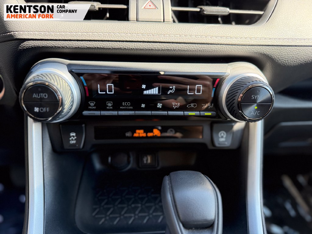 Used 2025 Toyota RAV4 XLE AWD/4WD image 24