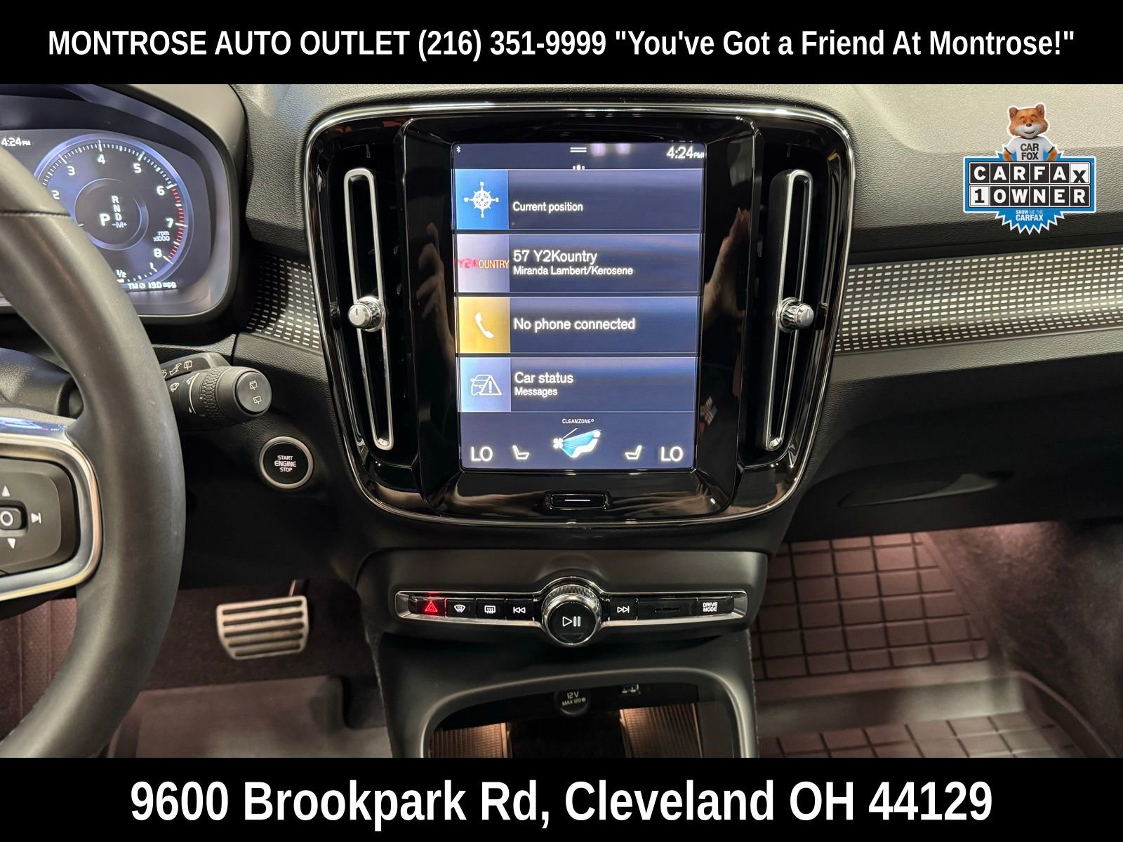 Used 2022 Volvo XC40 T5 R-Design w/ Climate Package image 26