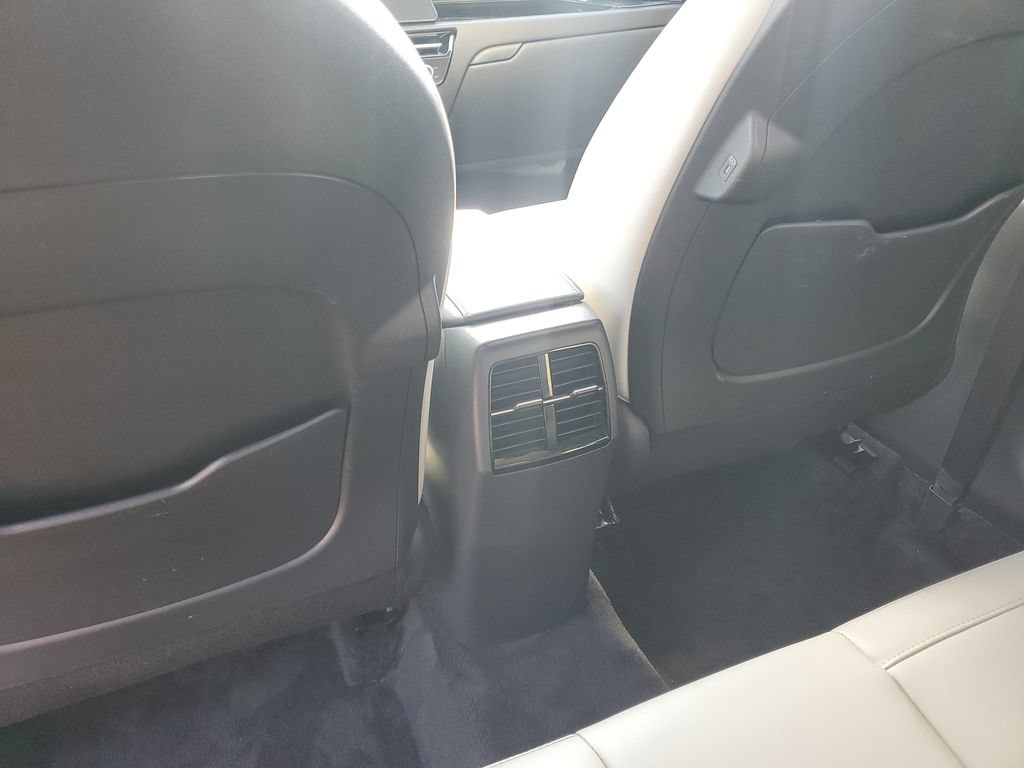 Certified 2023 Kia Niro EX FWD image 22