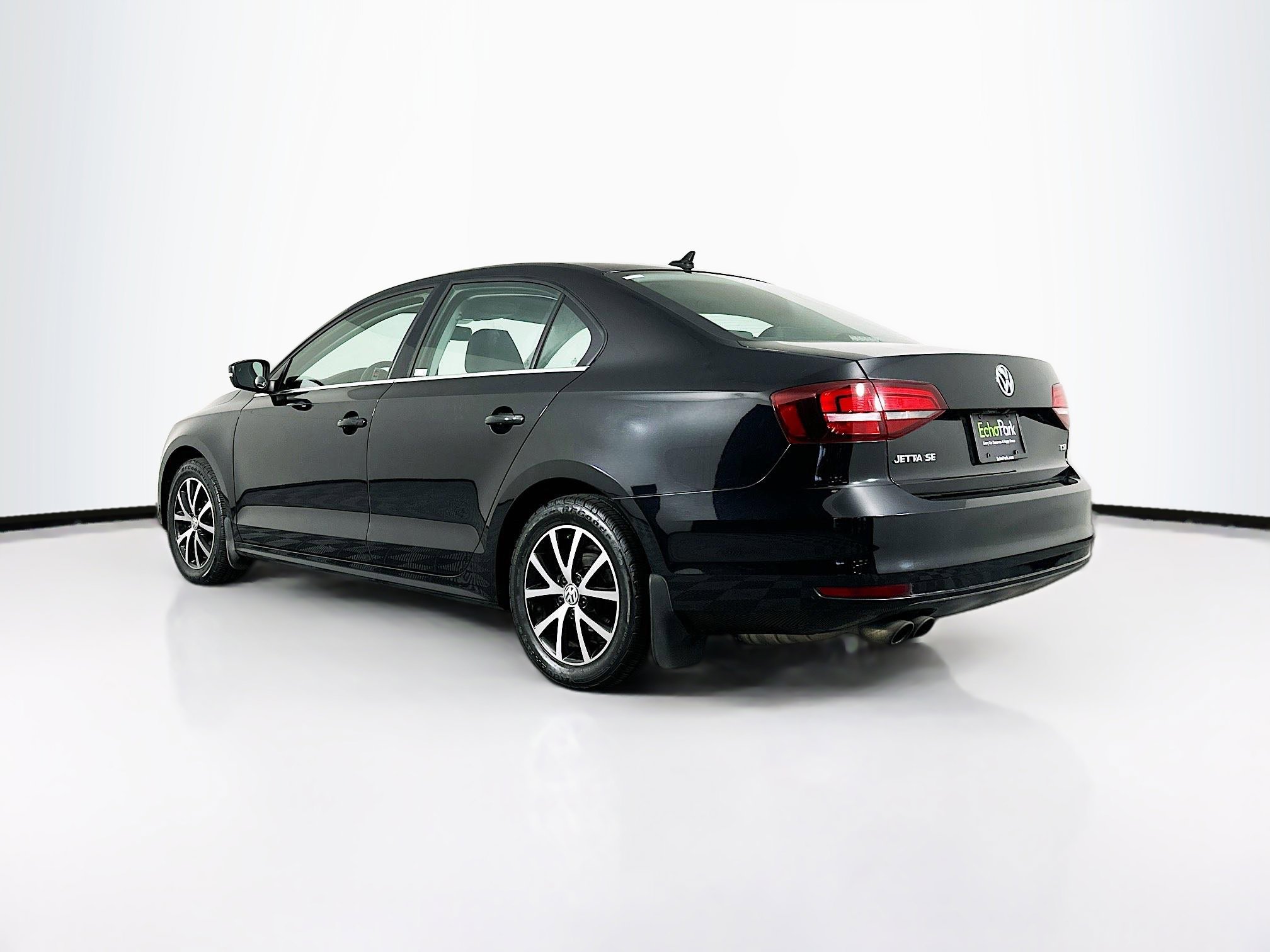 Used 2018 Volkswagen Jetta SE image 5