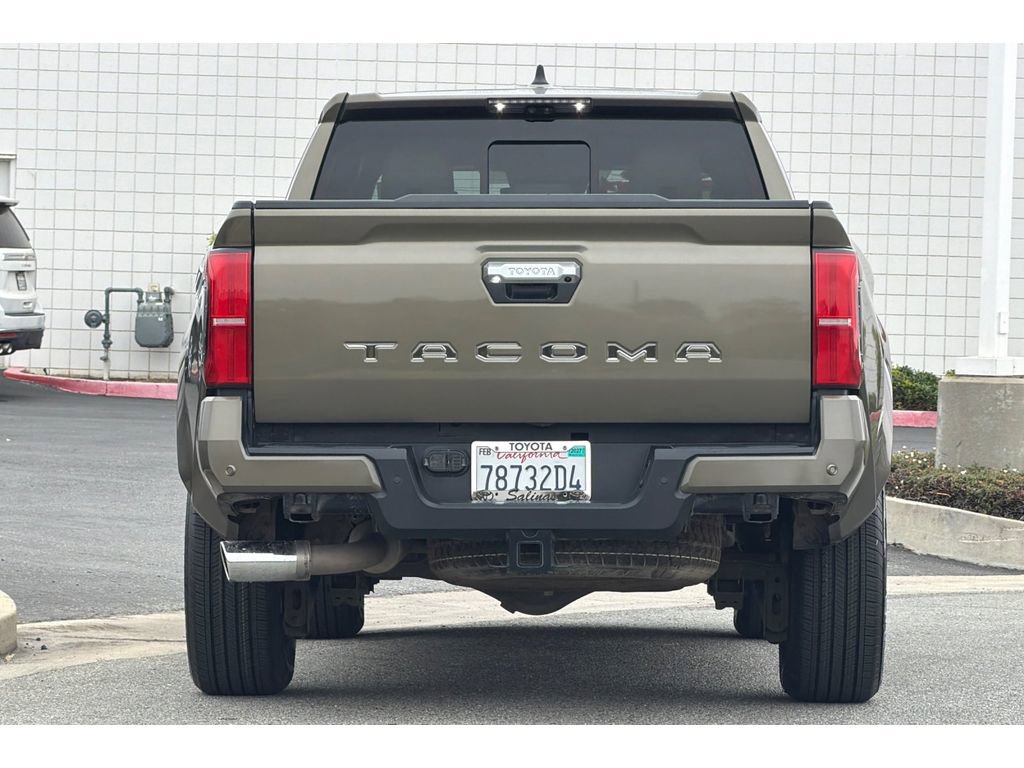 Used 2024 Toyota Tacoma Limited w/ Limited Package (LT) image 5