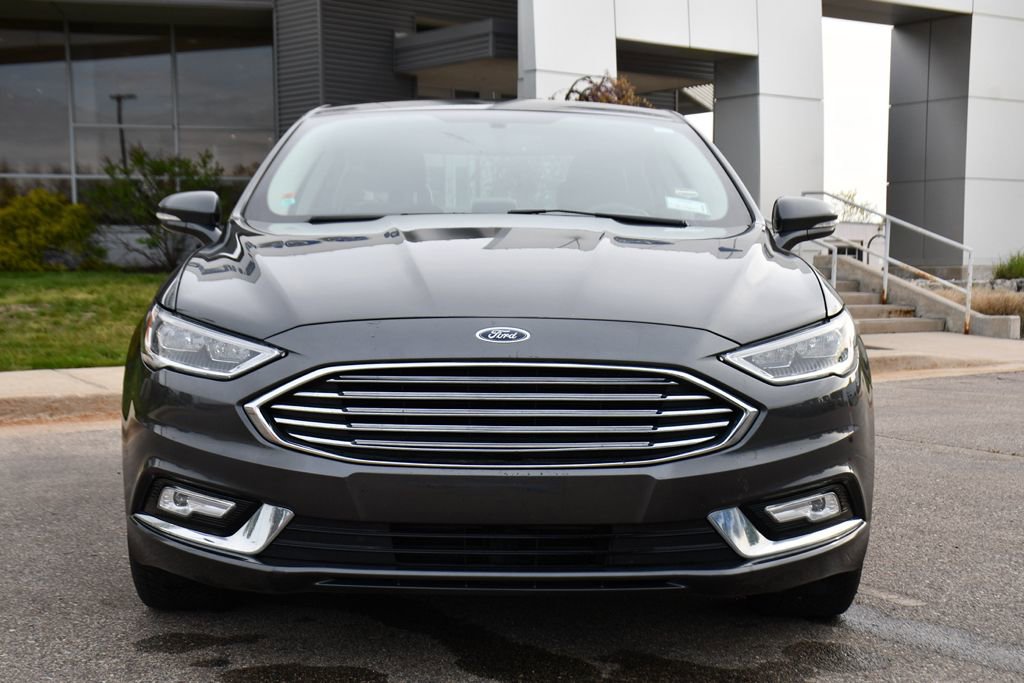 Used 2018 Ford Fusion Titanium FWD image 6