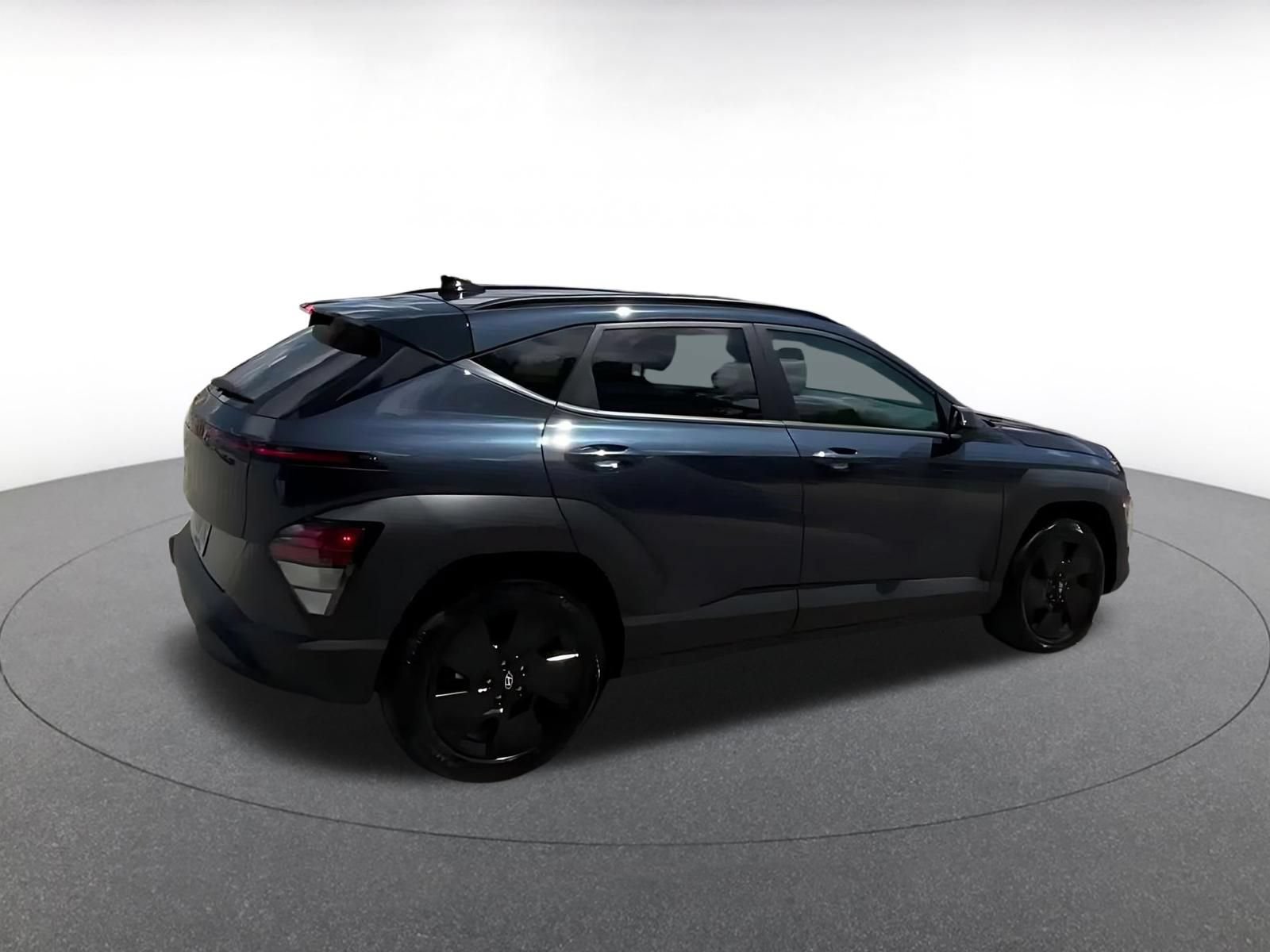 Used 2026 Hyundai Kona SEL Sport FWD image 12