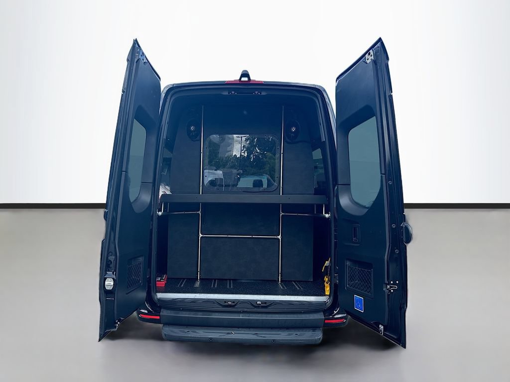 Used 2023 Mercedes-Benz Sprinter 3500 image 6