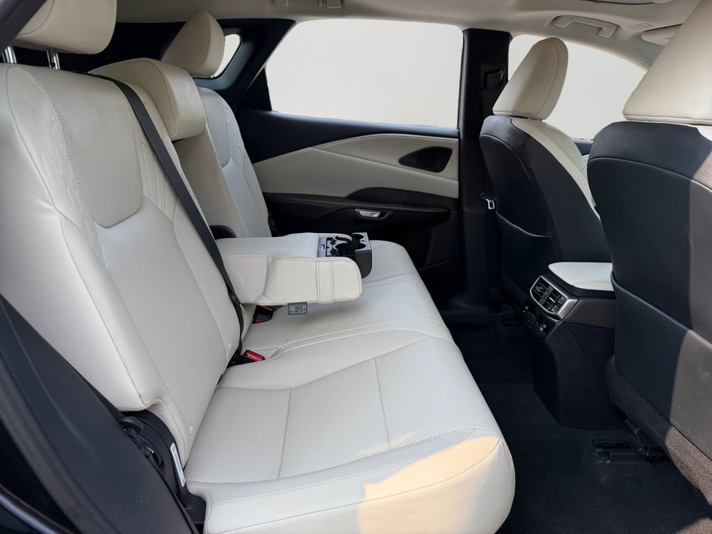 Used 2023 Lexus RX 350 Premium w/ Accessory Package AWD/4WD image 8