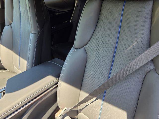 New 2026 Cadillac Lyriq Luxury image 16