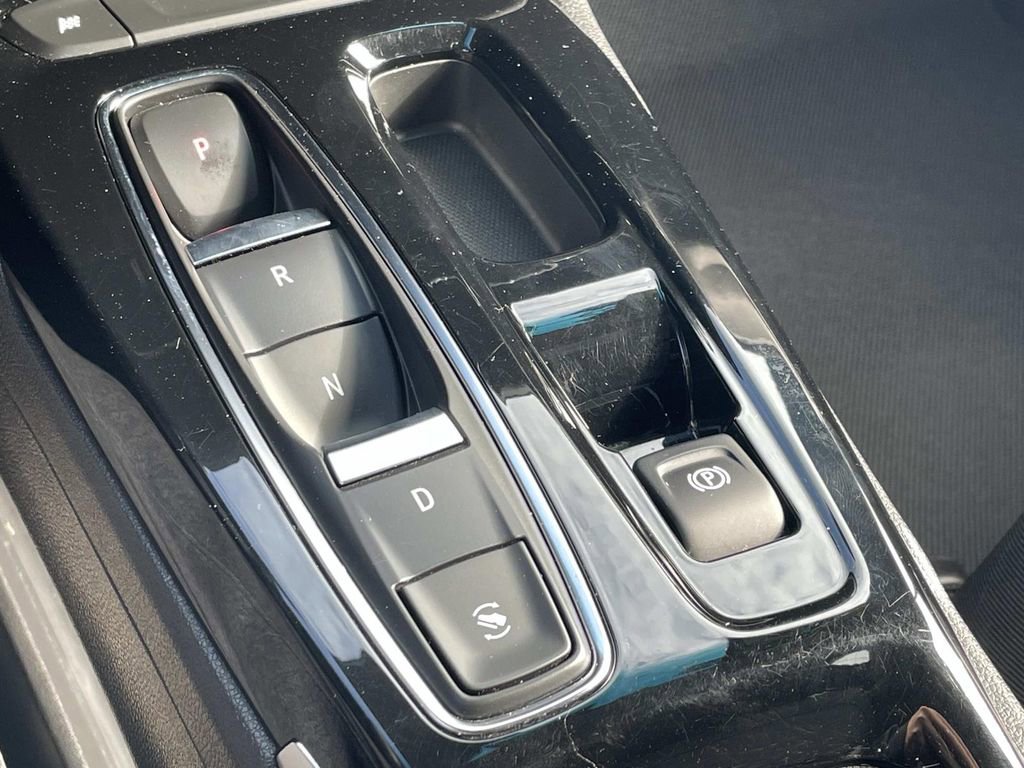 Used 2023 Chevrolet Bolt LT w/ Infotainment Package image 25